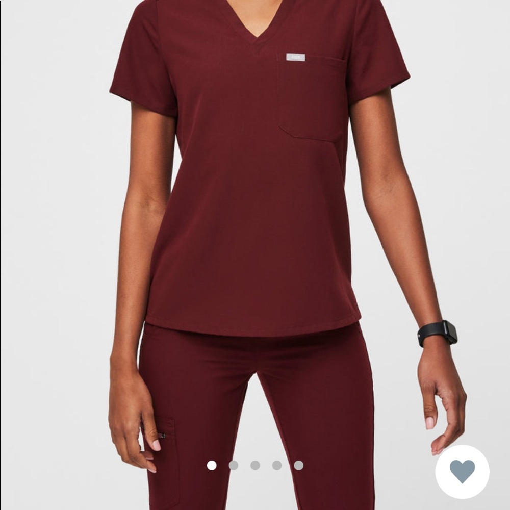 Figs Scrub top